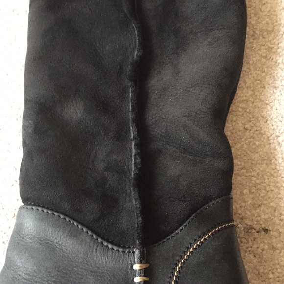 Alberto Fermani Handmade Shearling boots 8 1/2. - Picture 6 of 9